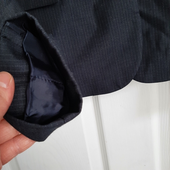 Aritzia Talula Babaton Pinstripe Black Blazer 2 - Picture 5 of 7